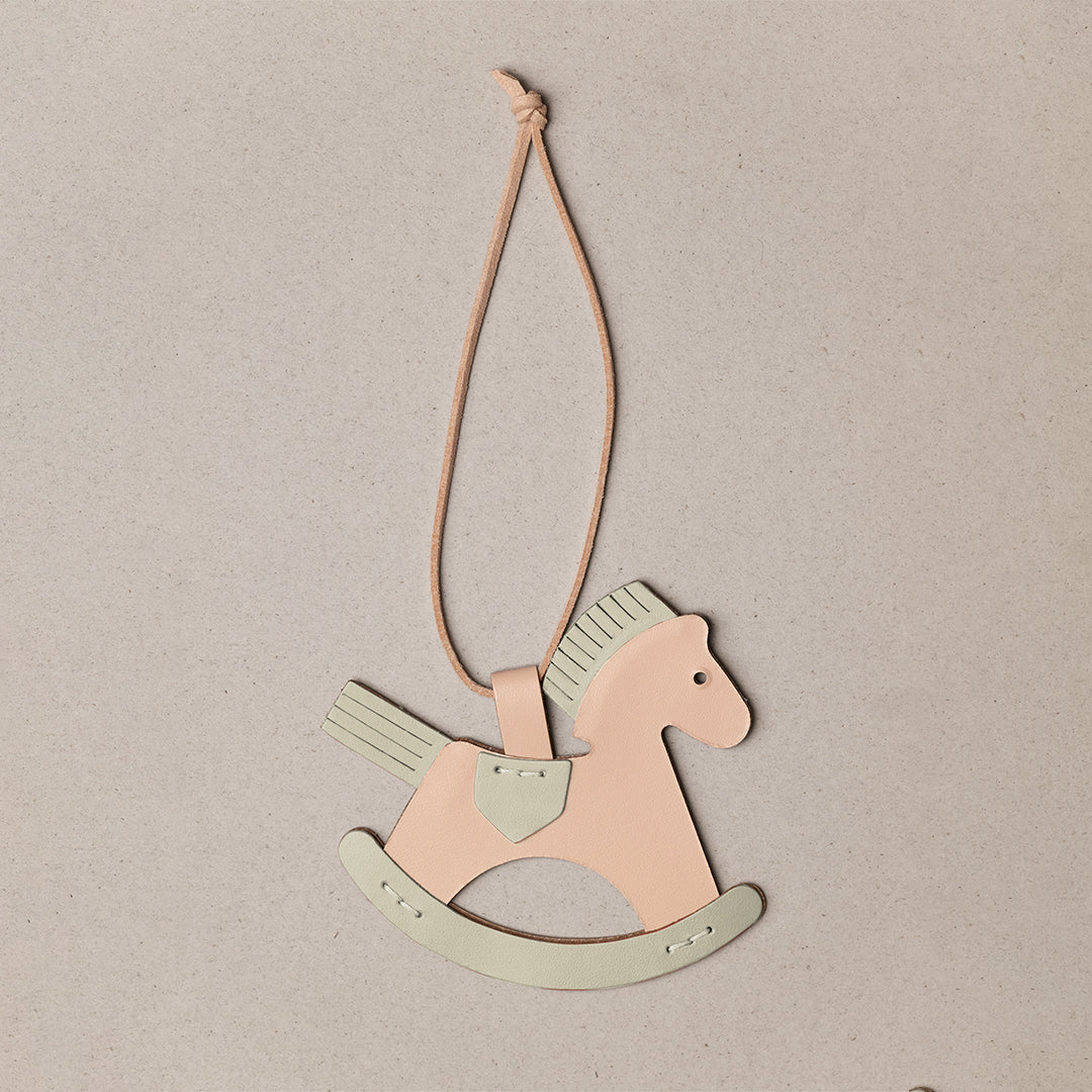 Rosebud/Linen