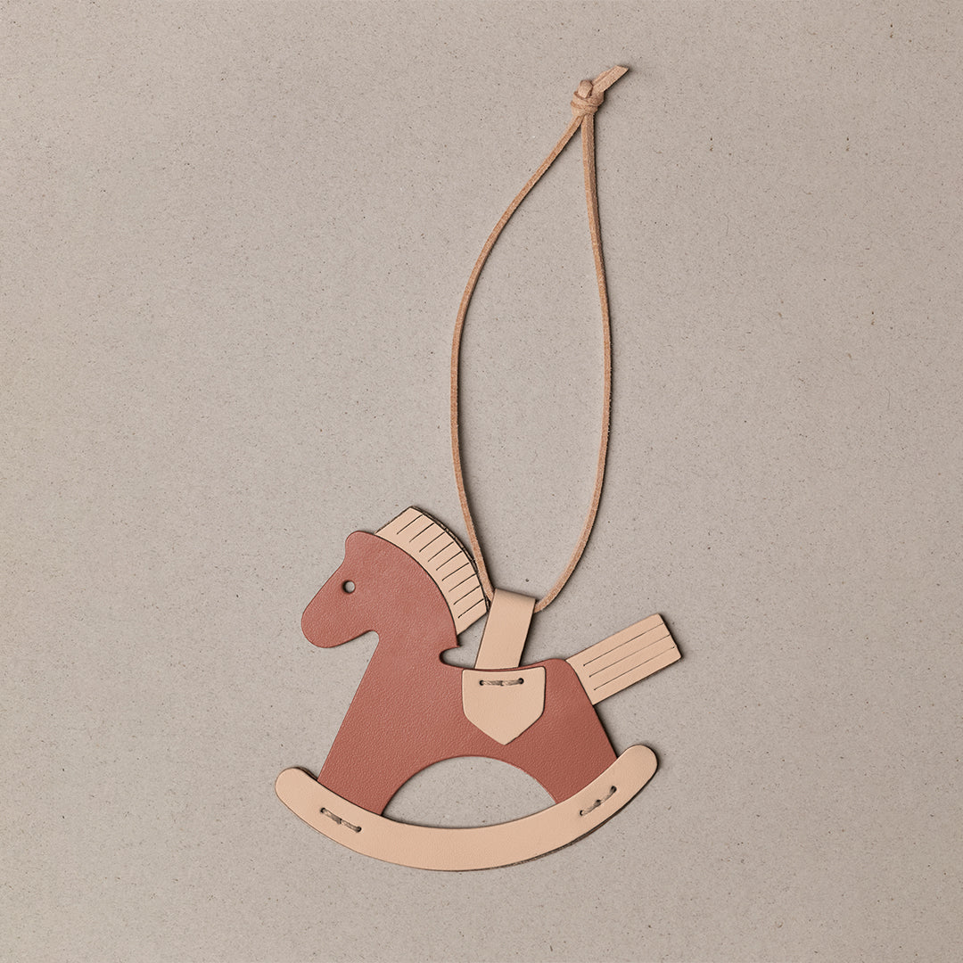 Rosebud/Coral-text