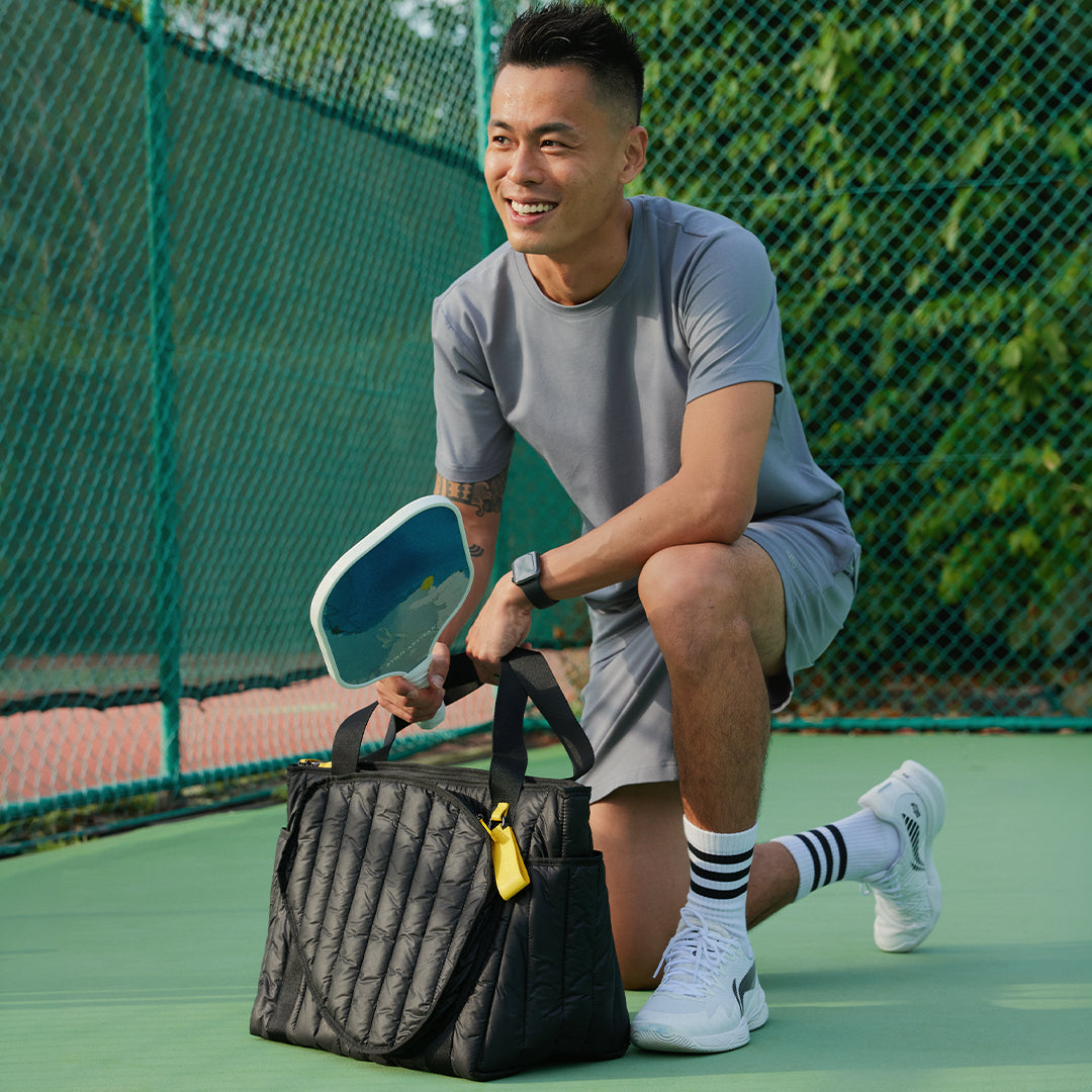 US Customized Quilted ボディー バッグ Quilted Puffy Sports Bag | Tennis, Pickleball & Gym Bag | Bynd Artisan