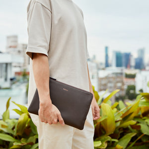 Zip Pouch (M)